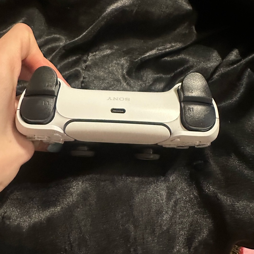 Ps5 wireless controller - Picture 4 of 4